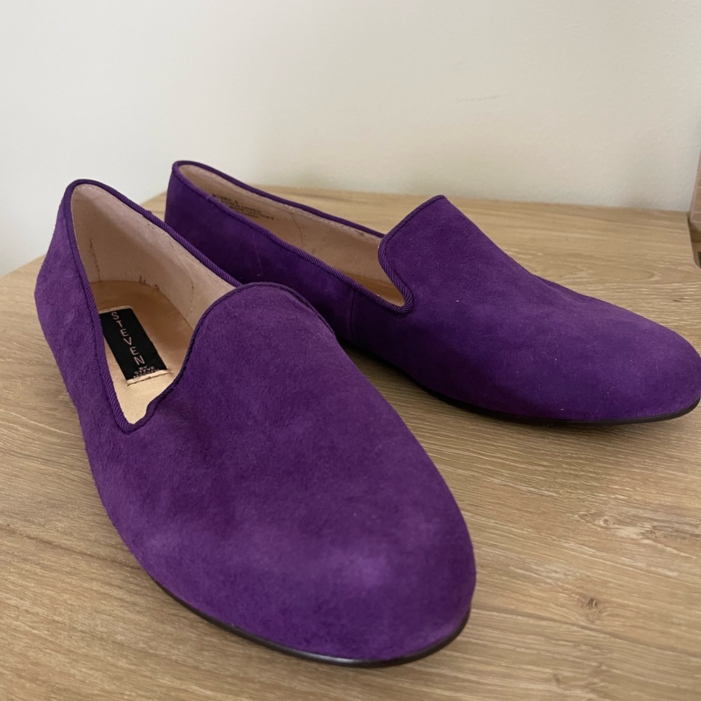 New Steve by Steve Madden slip purple slip on’s